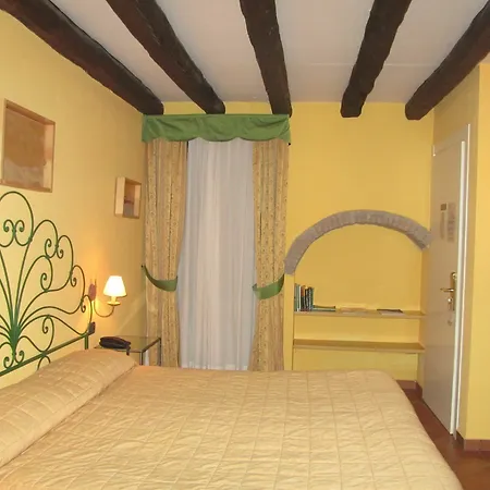 Hotel Borgovico 3*